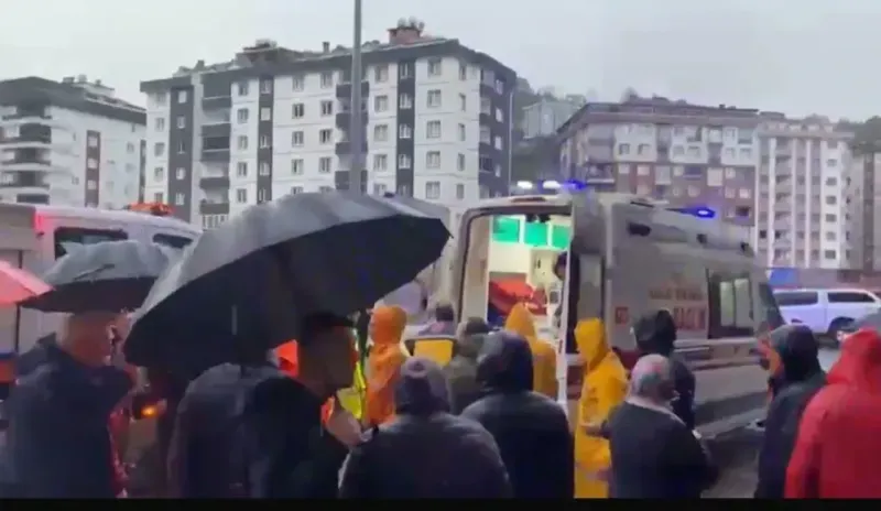 Rize’nin Çayeli İlçesinde Heyelan: 1 Ölü, 4 Yaralı